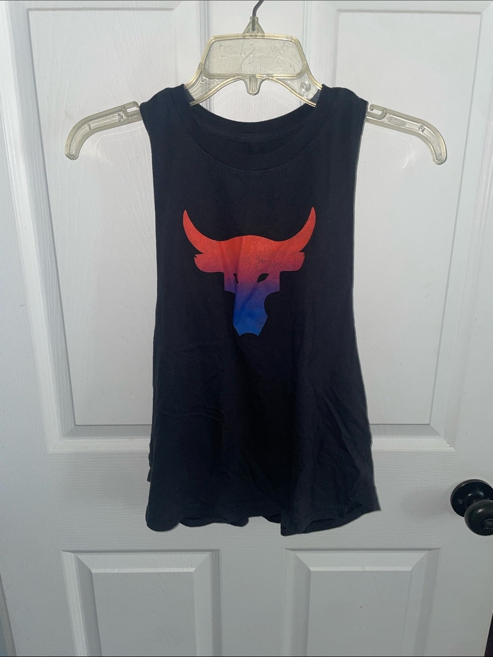Under Armour Black Crop Tank with Red-to-Blue Ombre Bull